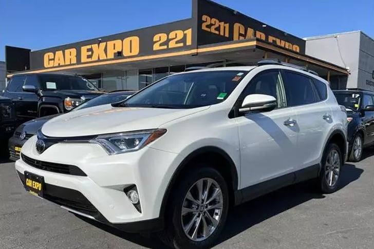 Maximize Savings on the Dependable Toyota RAV4